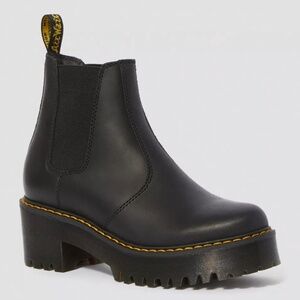 Doc Martens Rometty Platform Leather boots